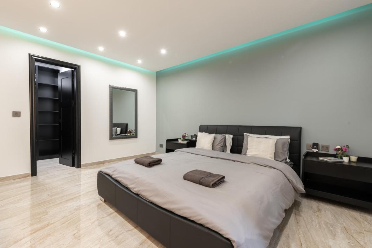 Luxury 2 Bed Apartment In The Heart Of St Julians Saint Julian's Eksteriør bilde